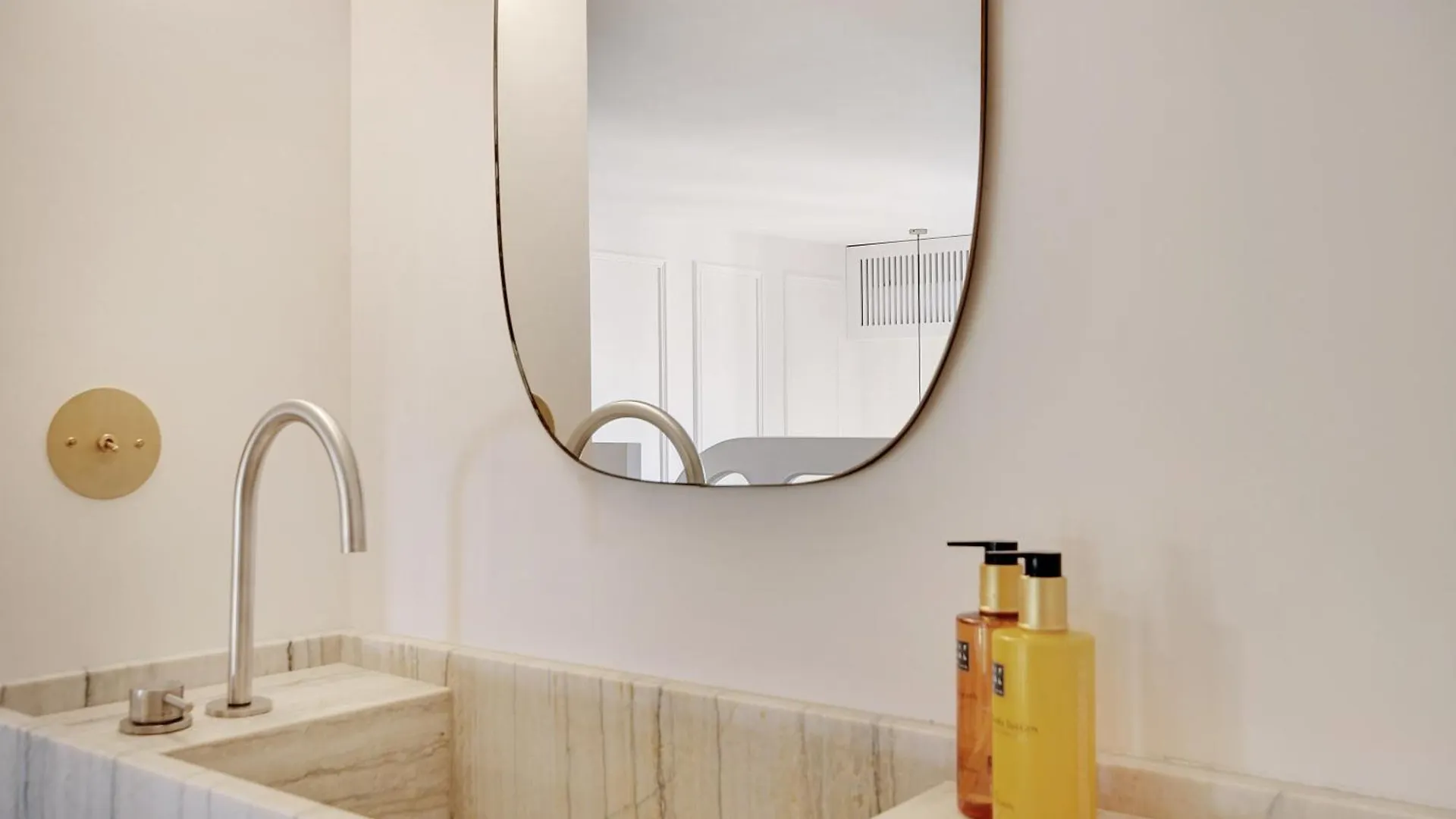 Oniri - Serviced Rue Furstenberg - Saint Germain * Paris